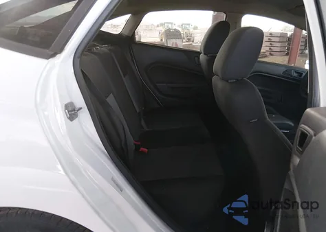 2015 Ford Fiesta S z USA, uszkodzony, nr VIN 3FADP4AJ5FM215977